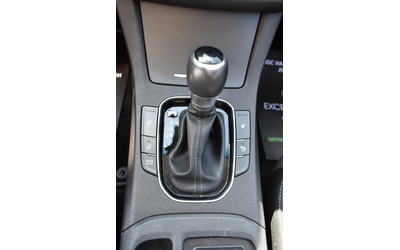 Hyundai I30 1.6D* AUTOMAT - автомобили, коли, обяви за нови и употребявани 13