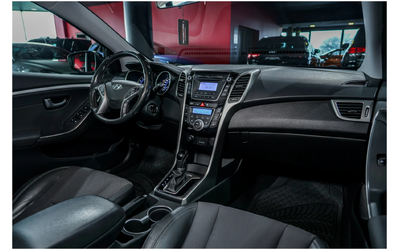 Hyundai I30 Hyundai I30  - автомобили, коли, обяви за нови и употребявани 26