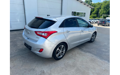 Hyundai I30 1.6crdi * Navi* * Nova* UNIKAT* - автомобили, коли, обяви за нови и употребявани 13