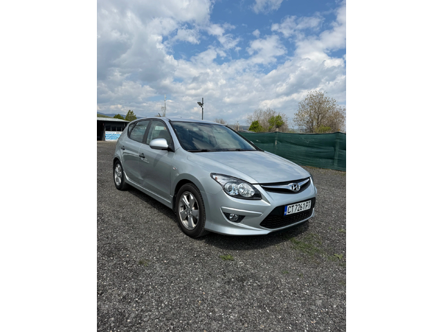 Hyundai I30 РЕГИСТРИРАНА* ГАЗ - автомобили, коли, обяви за нови и употребявани 1