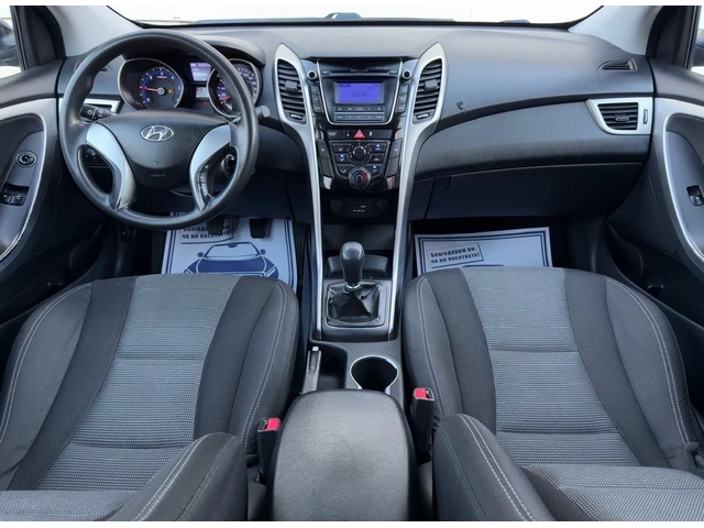 Hyundai i30 1.6CRDi EURO 6 - автомобили, коли, обяви за нови и употребявани 8