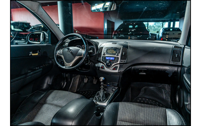 Hyundai I30 Hyundai I30  - автомобили, коли, обяви за нови и употребявани 25