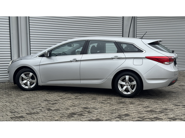 Hyundai I40 1, 7crdi 136ps, клима, аутохолд, подгрев, мулти, евро 5 - автомобили, коли, обяви за нови и употребявани 3