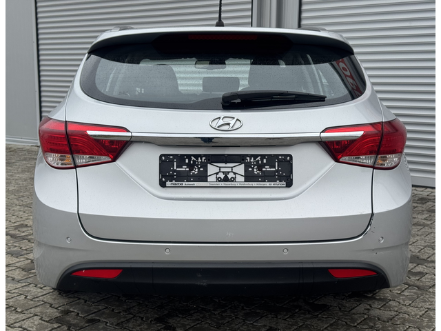 Hyundai I40 1, 7crdi 136ps, клима, аутохолд, подгрев, мулти, евро 5 - автомобили, коли, обяви за нови и употребявани 7