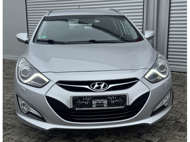 Hyundai I40 1, 7crdi 136ps, клима, аутохолд, подгрев, мулти, евро 5 - автомобили, коли, обяви за нови и употребявани 8