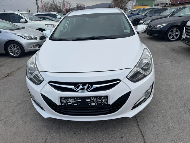 Hyundai I40, 2013 г., 198230 км, 136 к.с. - автомобили, коли, обяви за нови и употребявани 1
