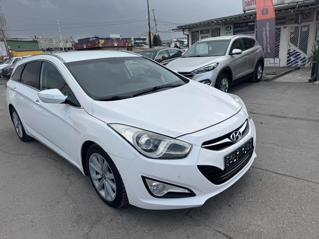 Hyundai I40, 2013 г., 198230 км, 136 к.с. - автомобили, коли, обяви за нови и употребявани 2