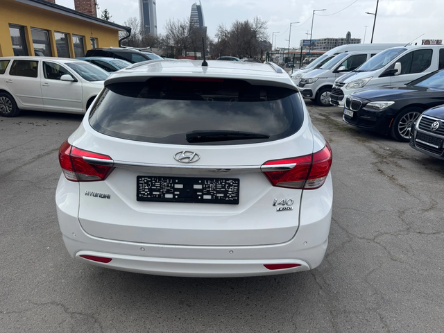 Hyundai I40, 2013 г., 198230 км, 136 к.с. - автомобили, коли, обяви за нови и употребявани 3