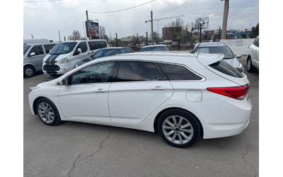Hyundai I40, 2013 г., 198230 км, 136 к.с. - автомобили, коли, обяви за нови и употребявани 6