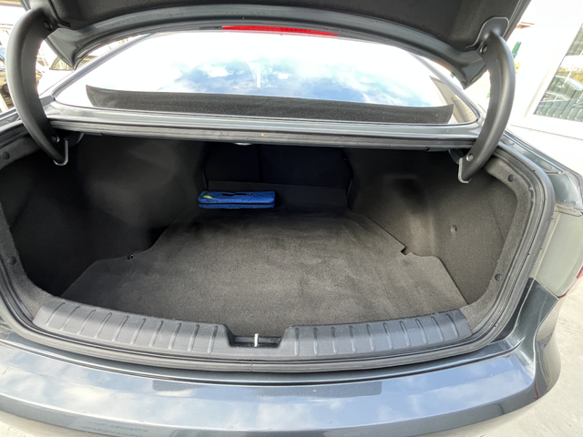 Hyundai I40 2.0 Premium - автомобили, коли, обяви за нови и употребявани 16