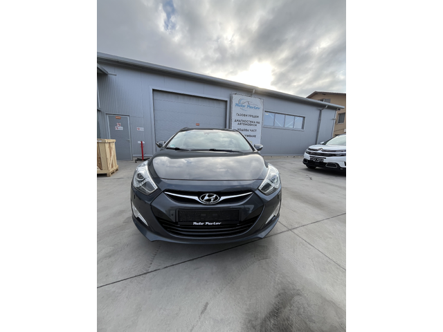 Hyundai I40 2.0 Premium - автомобили, коли, обяви за нови и употребявани 2