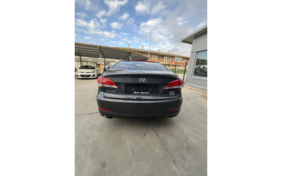 hyundai-i40-2-0-premium - 5