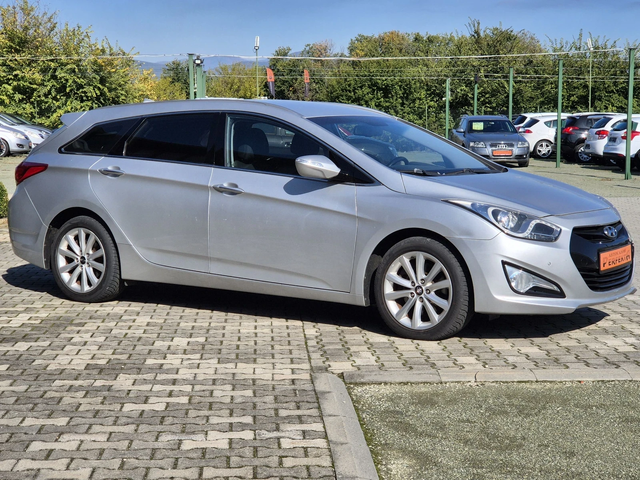 Hyundai I40 1.7 диз 136к.с - автомобили, коли, обяви за нови и употребявани 5