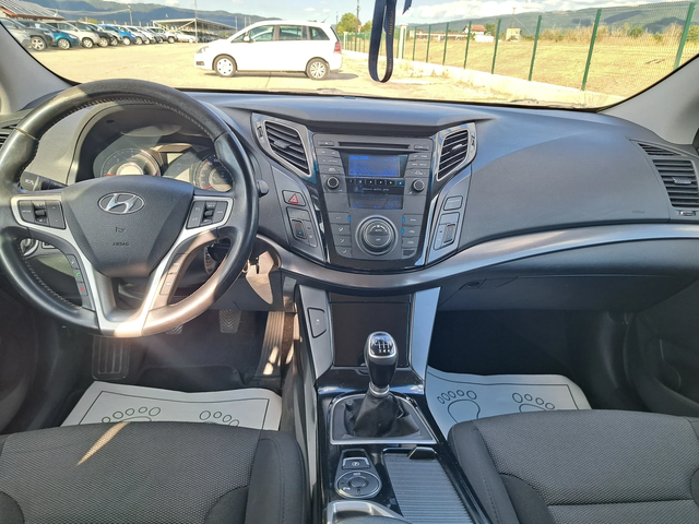 Hyundai I40 1, 7crdi - автомобили, коли, обяви за нови и употребявани 12