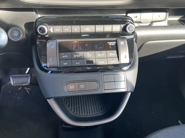 Hyundai Inster 49kWh Select Elektro - автомобили, коли, обяви за нови и употребявани 11