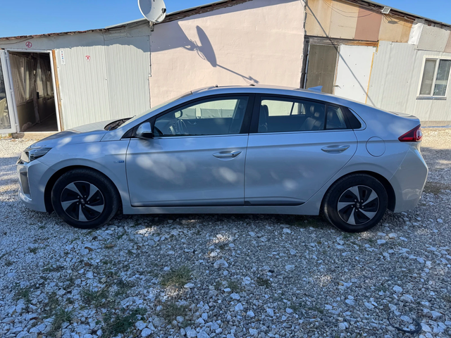 Hyundai Ioniq 1.6HYBRID-PREMIUM-FULL PACK - автомобили, коли, обяви за нови и употребявани 1
