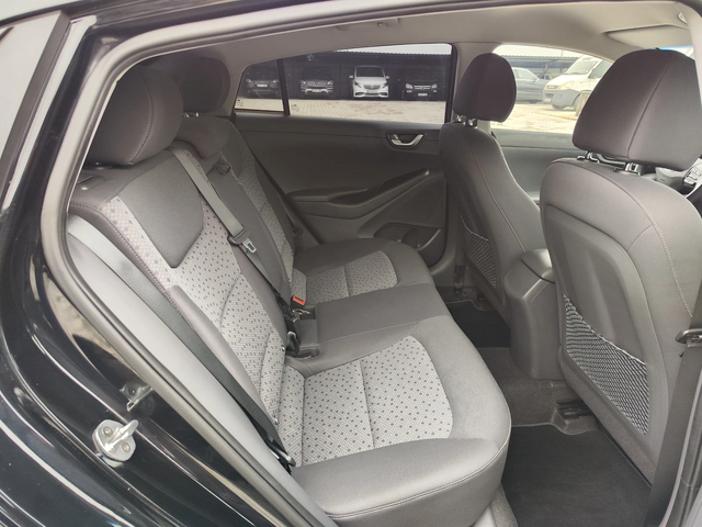 Hyundai Ioniq CAMERA* LEDD* DISTRONIC* LINEASIST* LIZING - автомобили, коли, обяви за нови и употребявани 7