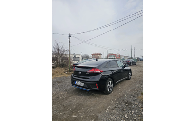 hyundai-ioniq - 4