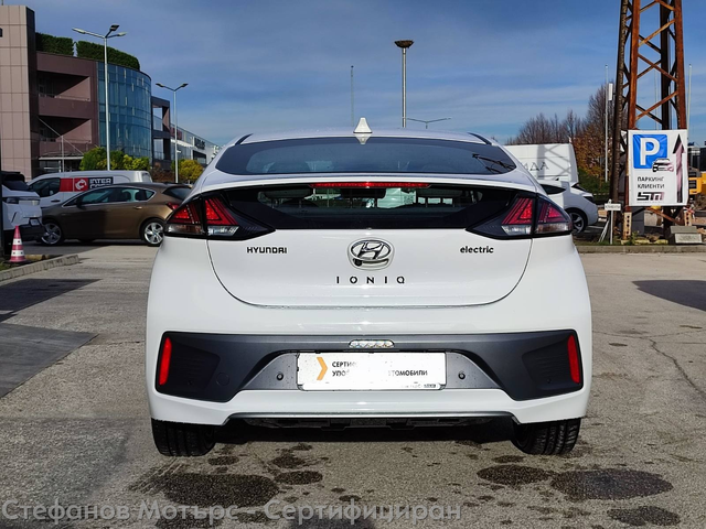 Hyundai Ioniq 4-вр. Хечбек 136к.с. Електрически - автомобили, коли, обяви за нови и употребявани 6