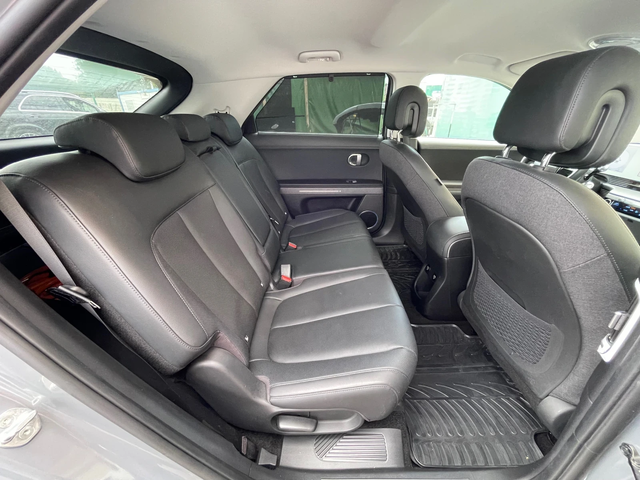 Hyundai Ioniq 5 UNIQ* 72.6KWh* AWD* 306H.P.* ГАРАНЦИЯ - автомобили, коли, обяви за нови и употребявани 16