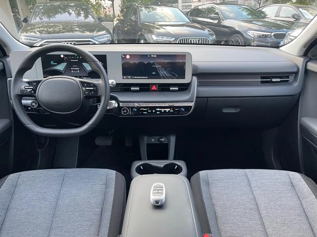 Hyundai Ioniq 5 /160kw-218к.с./73kwh - автомобили, коли, обяви за нови и употребявани 10