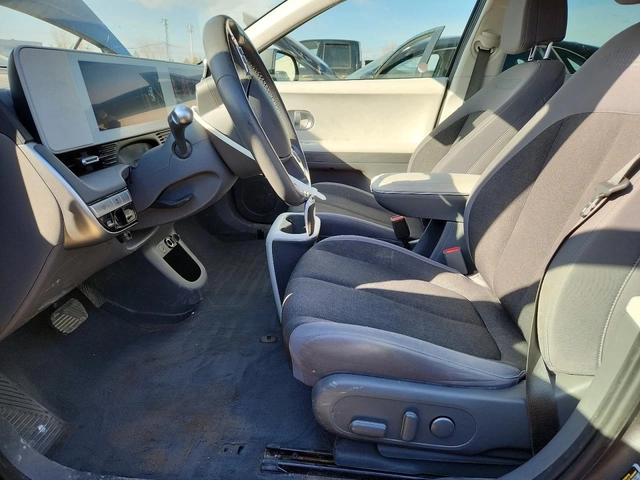 Hyundai Ioniq 5 SEL RWD - автомобили, коли, обяви за нови и употребявани 6