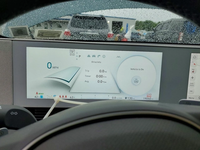 Hyundai Ioniq 5 SEL AWD - автомобили, коли, обяви за нови и употребявани 8