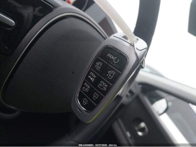 Hyundai Ioniq 5 ELECTRIC 4X2 Drive - автомобили, коли, обяви за нови и употребявани 10