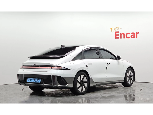 Hyundai Ioniq 6 * LONG RANGE* EXCLUSIVE* КОЖА* ПОДГРЕВ* ОБДУХВАНЕ* - автомобили, коли, обяви за нови и употребявани 1