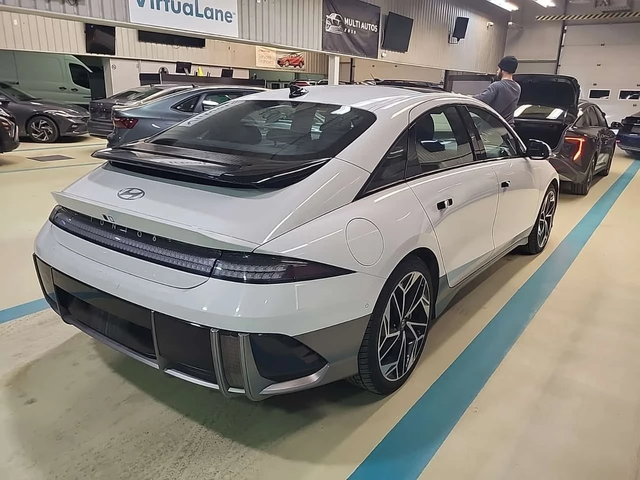 Hyundai Ioniq 6 * Preferred * 2 КЛЮЧА* PANO* ПОДГРЕВ* - автомобили, коли, обяви за нови и употребявани 3