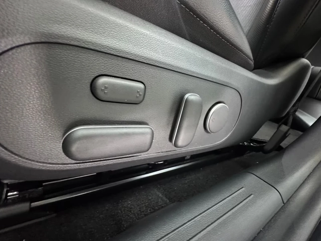 Hyundai Ioniq 6 AWD UNIQ 77kWh 360* BOSE DISTR HUD Winter Package+ - автомобили, коли, обяви за нови и употребявани 5