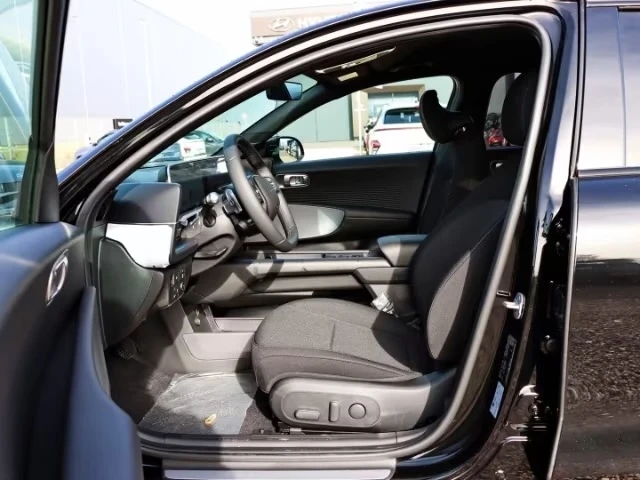 Hyundai Ioniq 6 RWD 53kWh Techniq DIST Matrix HUD Winter Pack+ K-L - автомобили, коли, обяви за нови и употребявани 5
