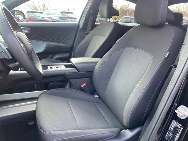 Hyundai Ioniq 6 Techniq 77kWh RWD DIST MATRIX 360 HUD Winter Pack+ - автомобили, коли, обяви за нови и употребявани 6