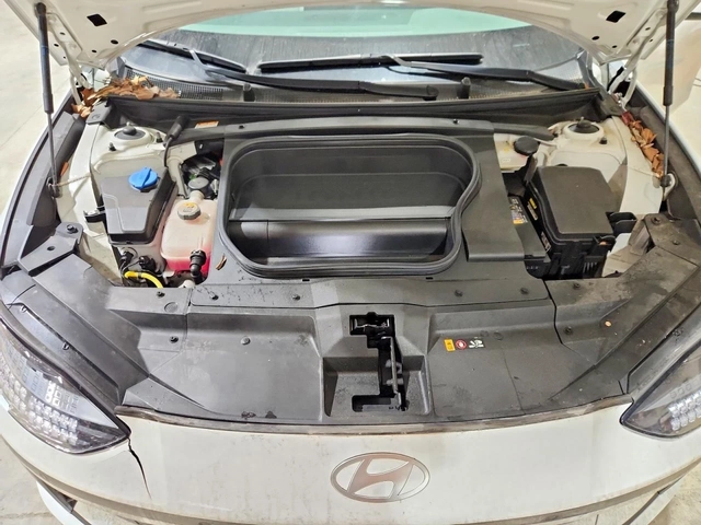 Hyundai Ioniq 6 SEL - автомобили, коли, обяви за нови и употребявани 10