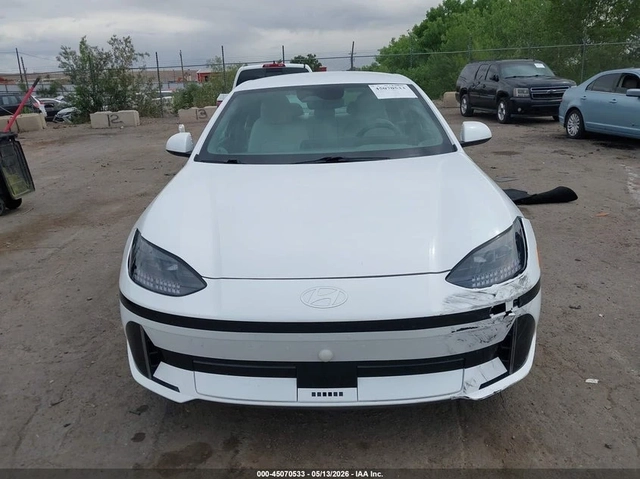 Hyundai Ioniq 6 SEL - автомобили, коли, обяви за нови и употребявани 10