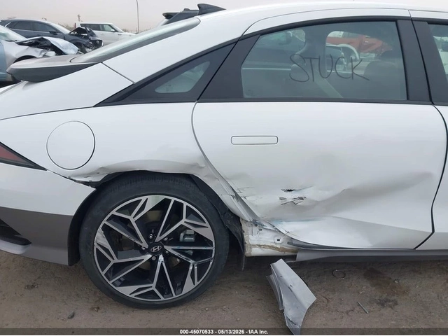 Hyundai Ioniq 6 SEL - автомобили, коли, обяви за нови и употребявани 5