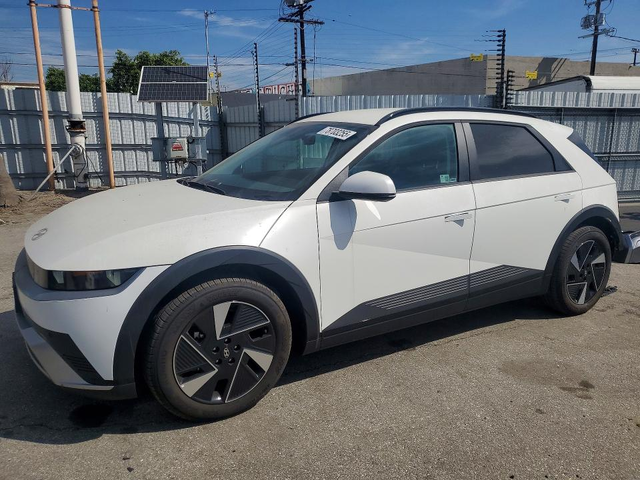 Hyundai Ioniq Rear-wheel drive - автомобили, коли, обяви за нови и употребявани 0
