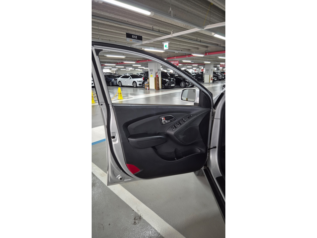 Hyundai iX 35 - автомобили, коли, обяви за нови и употребявани 8