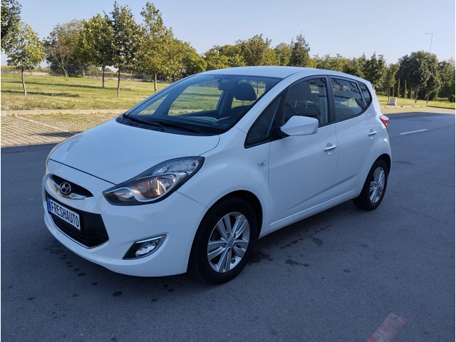 Hyundai Ix20 1.4CRDI 90кс. 6ск. - автомобили, коли, обяви за нови и употребявани 2