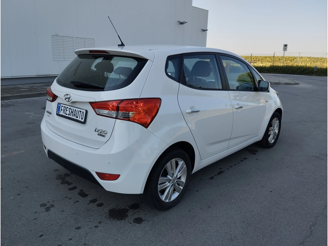 Hyundai Ix20 1.4CRDI 90кс. 6ск. - автомобили, коли, обяви за нови и употребявани 4
