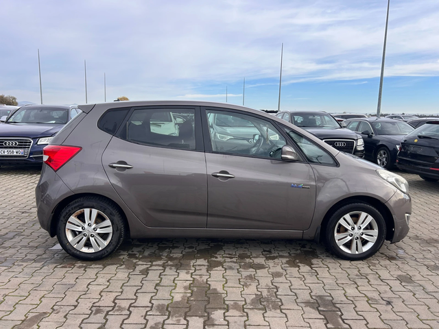 Hyundai Ix20 1.4i NAVI EURO 5 - автомобили, коли, обяви за нови и употребявани 4