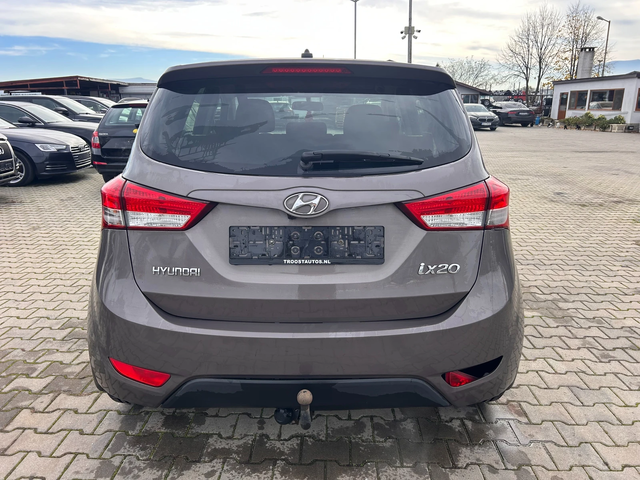 Hyundai Ix20 1.4i NAVI EURO 5 - автомобили, коли, обяви за нови и употребявани 6