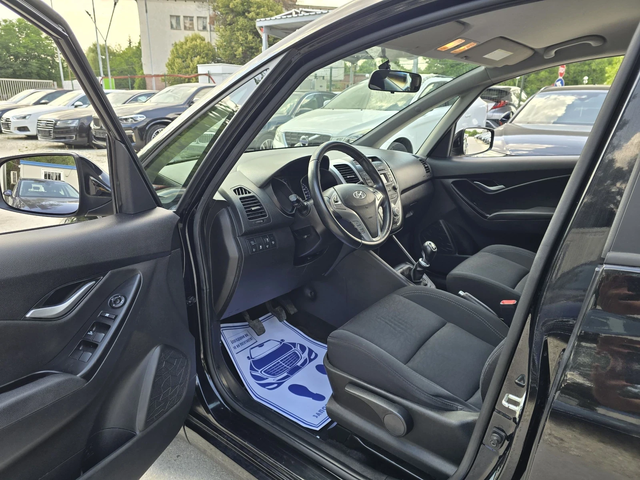 Hyundai Ix20 1.6crdi 115к.с Топ състояние - автомобили, коли, обяви за нови и употребявани 10