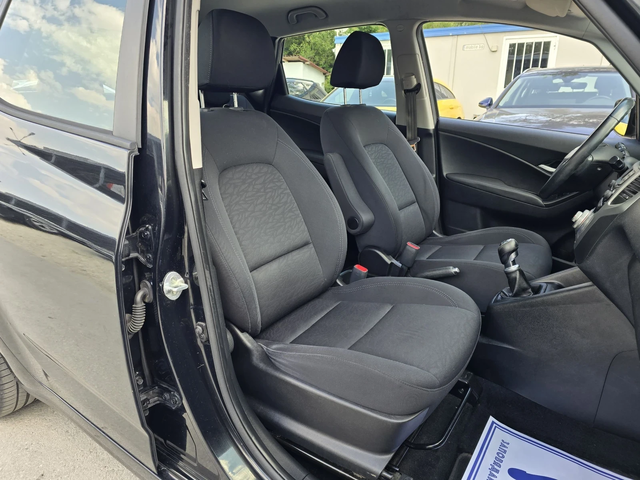 Hyundai Ix20 1.6crdi 115к.с Топ състояние - автомобили, коли, обяви за нови и употребявани 13