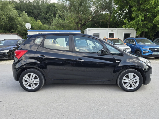 Hyundai Ix20 1.6crdi 115к.с Топ състояние - автомобили, коли, обяви за нови и употребявани 7