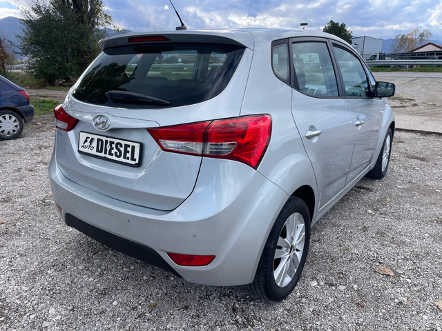 Hyundai Ix20 1.4GRDI-90-ITALIA - автомобили, коли, обяви за нови и употребявани 8