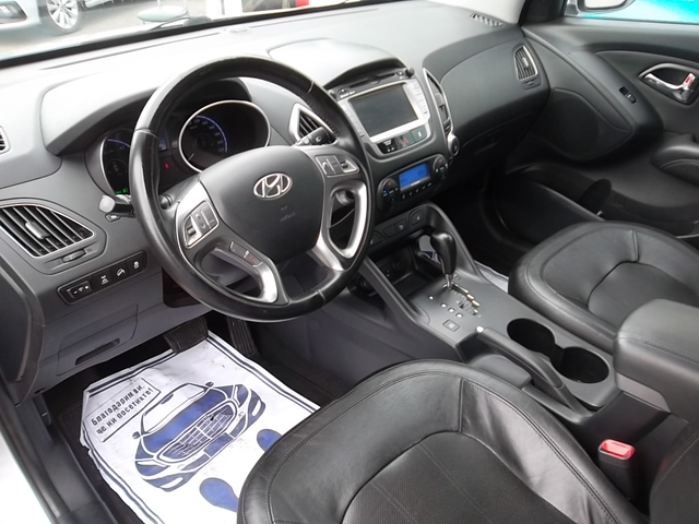 Hyundai IX35 2.0d 4x4 - автомобили, коли, обяви за нови и употребявани 6