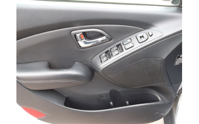 Hyundai IX35 2.0d 4x4 - автомобили, коли, обяви за нови и употребявани 7