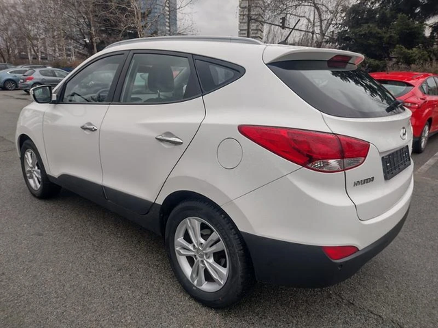 Hyundai IX35 1, 7crdi 115ps КОЖА - автомобили, коли, обяви за нови и употребявани 4