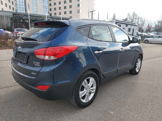 Hyundai IX35 2, 0d 4x4 136ps - автомобили, коли, обяви за нови и употребявани 3